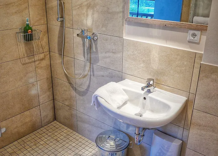 Road Stop 3* Mettmann